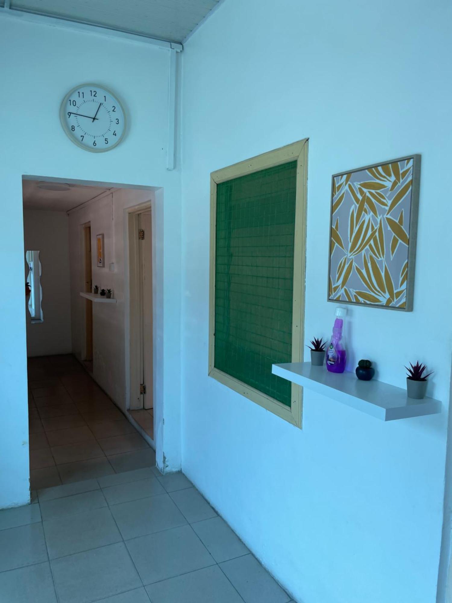 Big & Confortable House In Oxford Street Barnor Apartment Accra Ngoại thất bức ảnh
