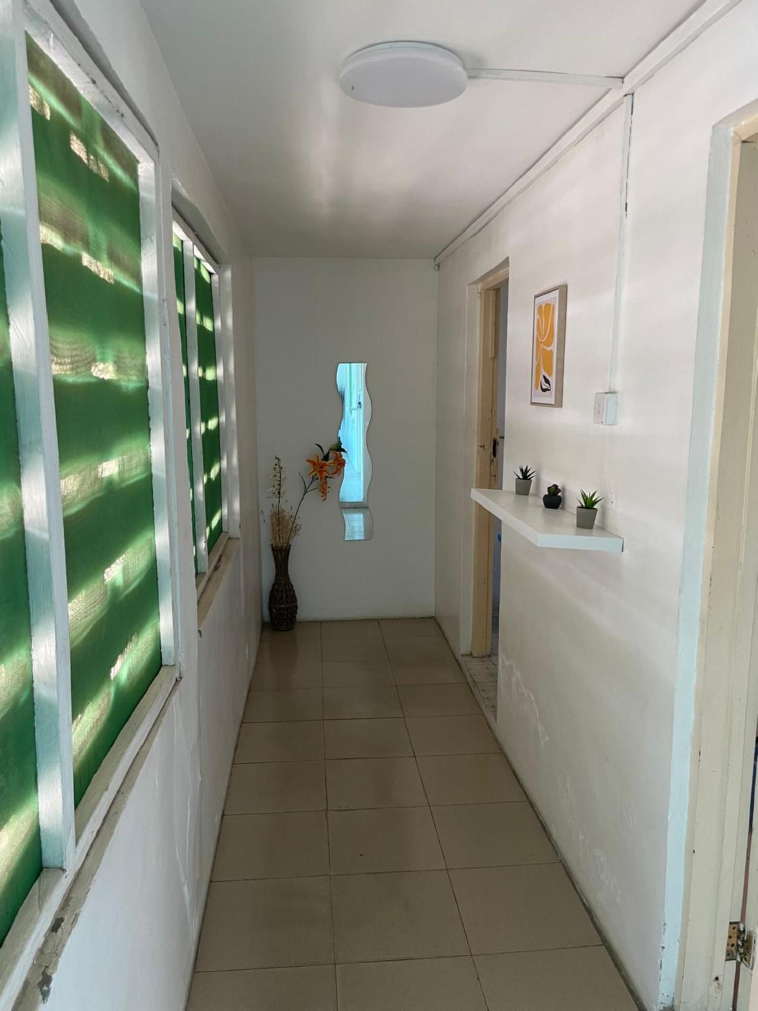 Big & Confortable House In Oxford Street Barnor Apartment Accra Ngoại thất bức ảnh